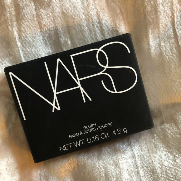 Nars Blush - Shade: Illicit - Picture 6 of 7